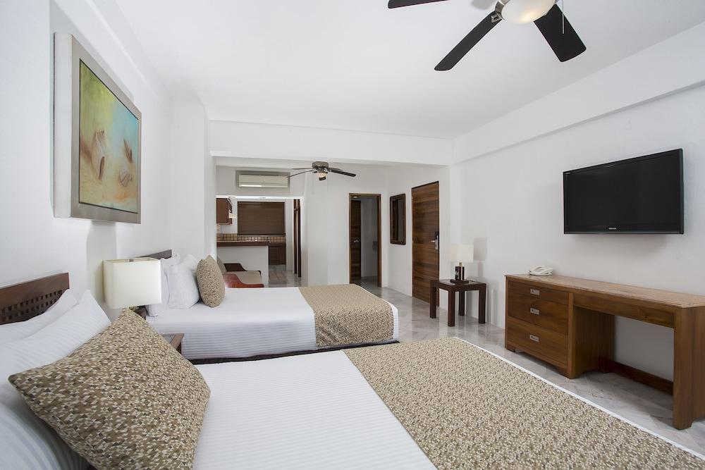 Vamar Vallarta Marina & Resort 4*