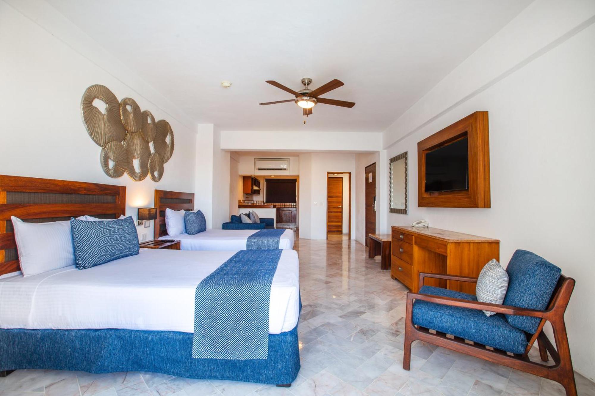 Vamar Vallarta Marina & Resort 4*